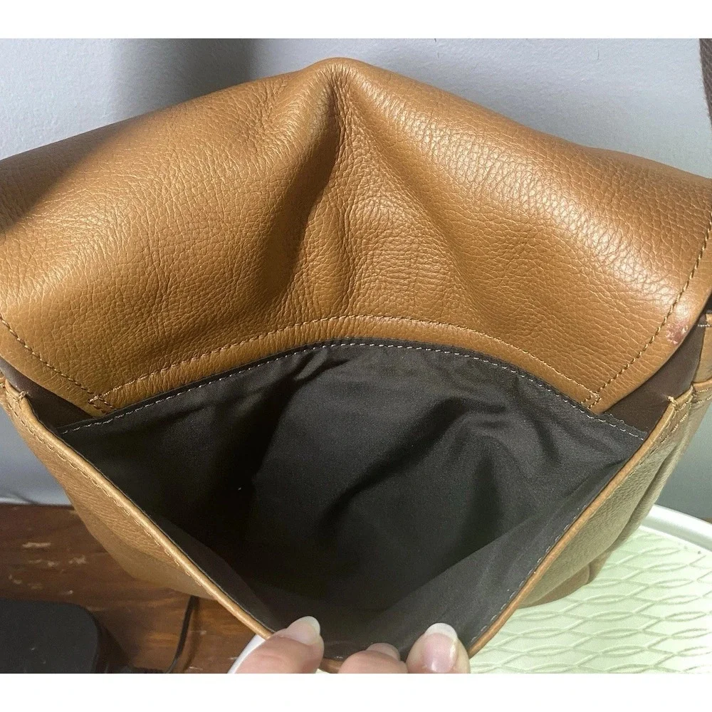 Fossil Saddle Leather Duffle Bag Brown Purse Messenger Weekend Bag EUC 11x10x2.5